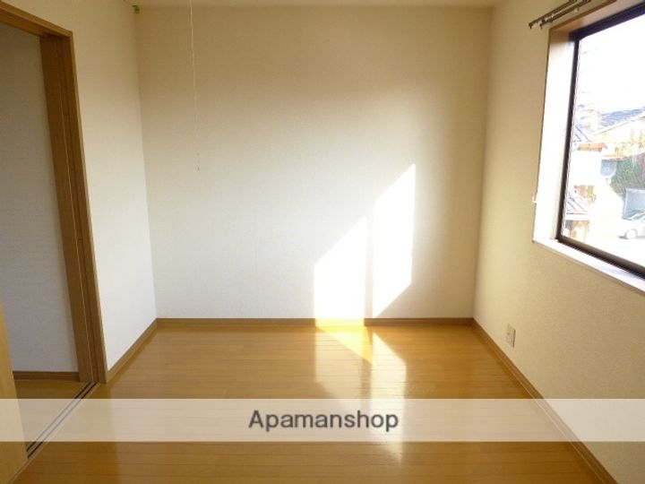 パープルHの内装