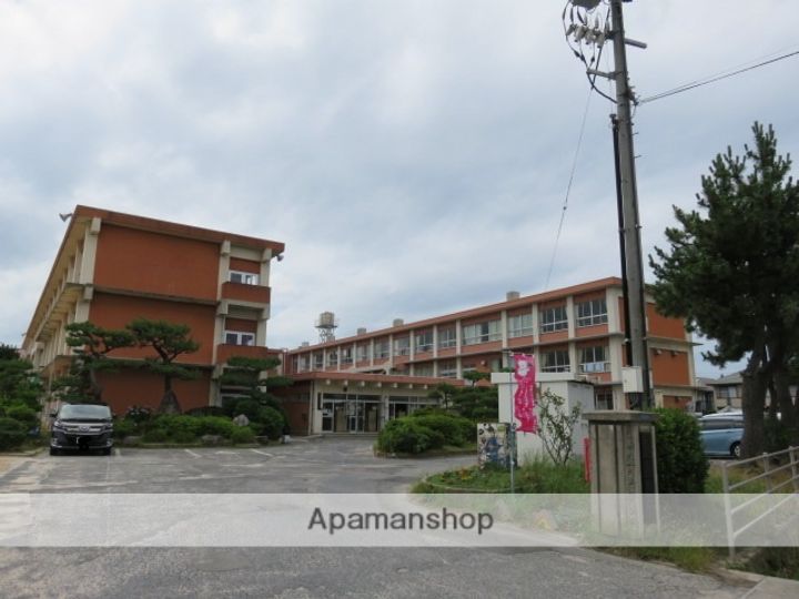 鳥取県米子市皆生新田2丁目の賃貸アパート102の周辺