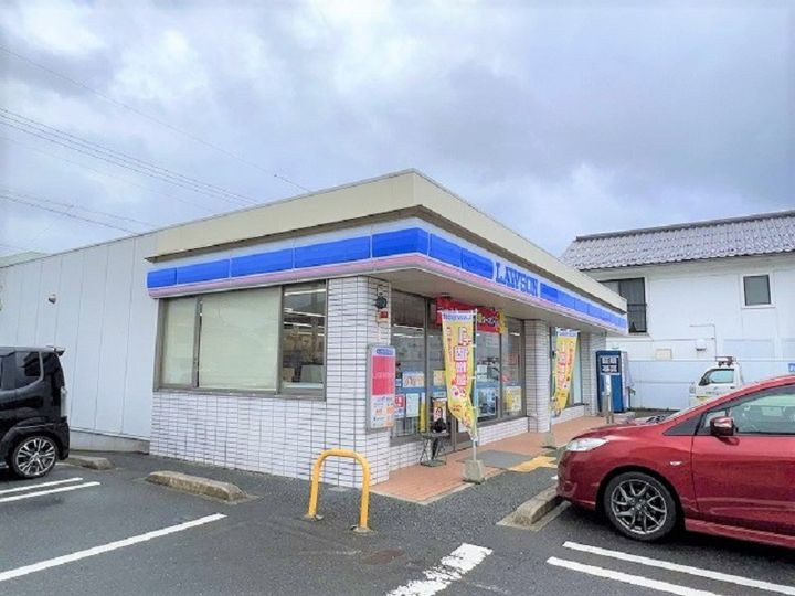 レオパレスアルシオーネ105の周辺