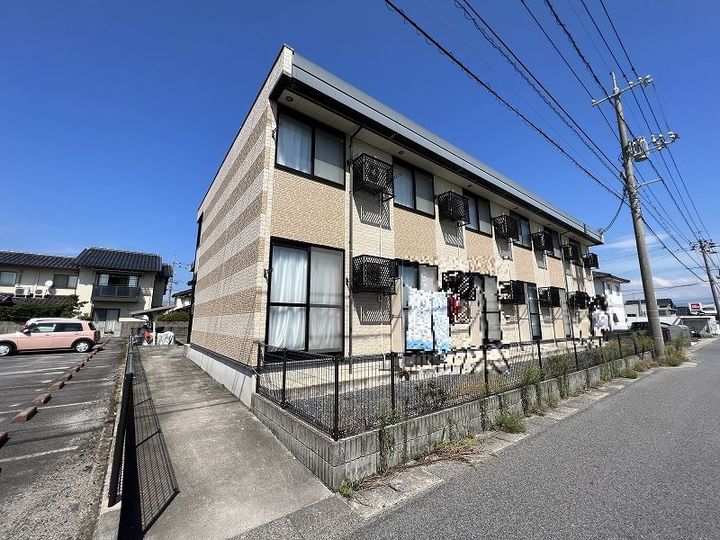 レオパレスディアコート204の外観