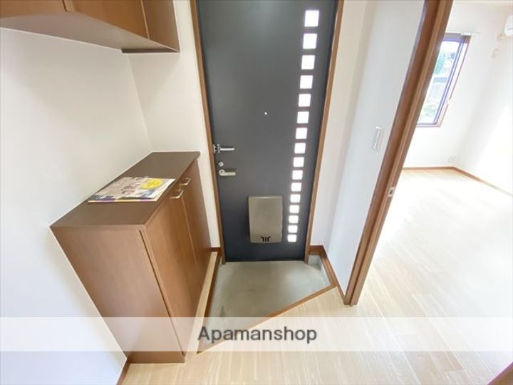 鳥取県米子市両三柳の賃貸アパート101の玄関