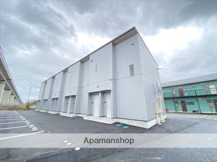 鳥取県境港市渡町の賃貸アパート102の外観