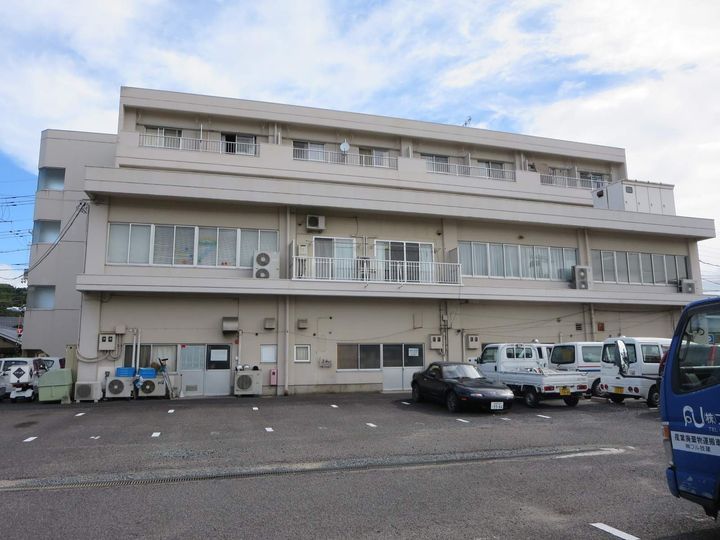 東ビル413の外観