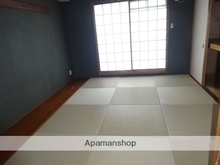 エスペラント嵯峨の内装