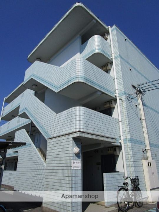 ブルーウイングの外観