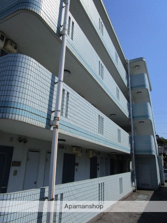 ブルーウイングの外観