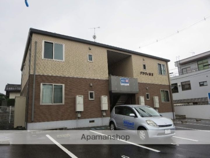 グラヴィ秋Ⅱの外観