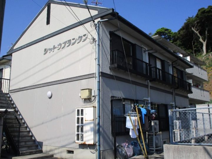 シャトウプランタンの外観