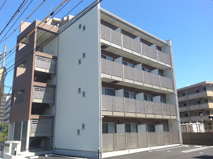 クレイノタウンコート 松江104の外観