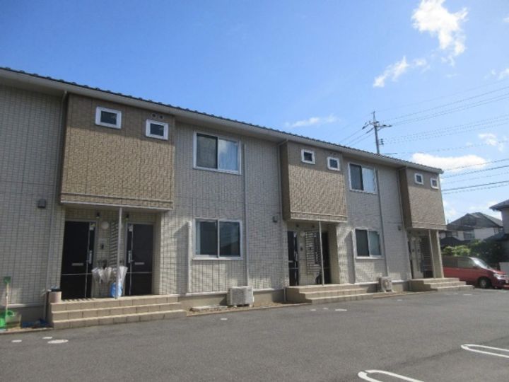 アルカンシェル B棟の外観