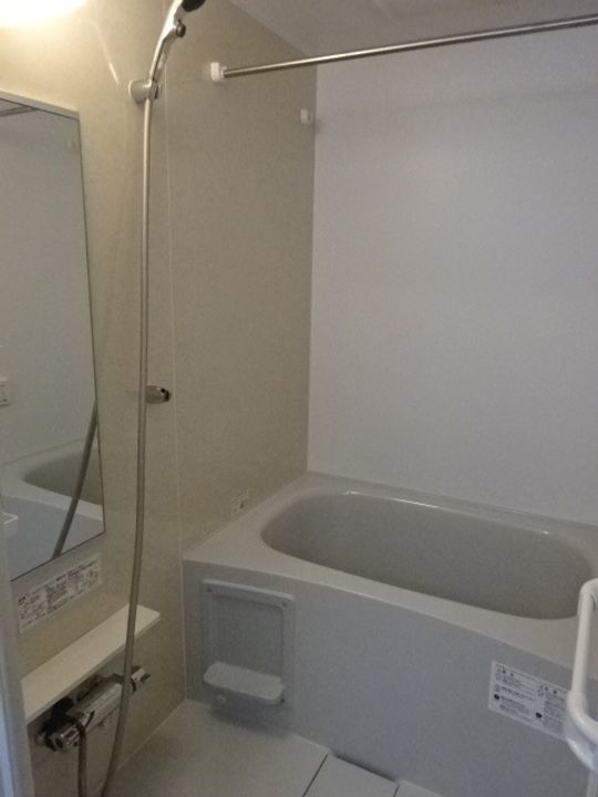 ラフレシールMの風呂