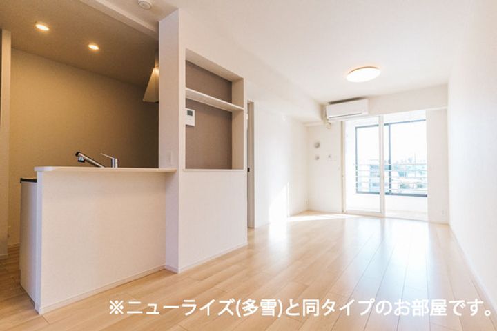 グランデハピネスの居間