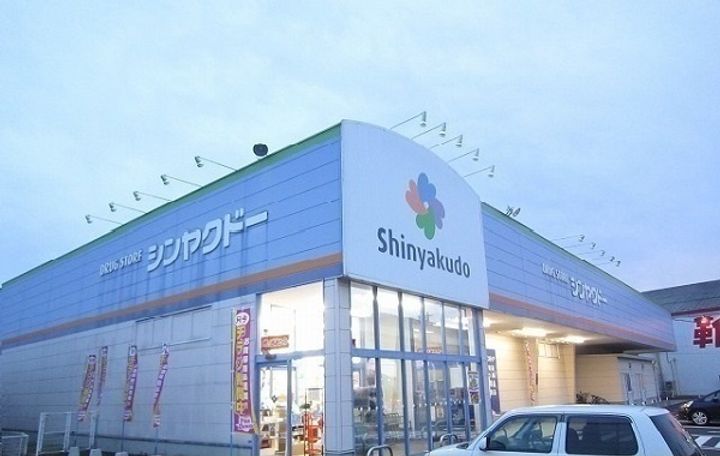 ヴェルスクエアの周辺