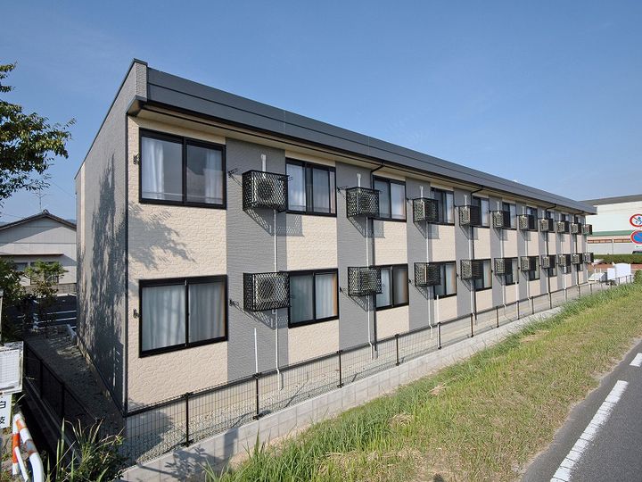 レオパレス白枝105の外観