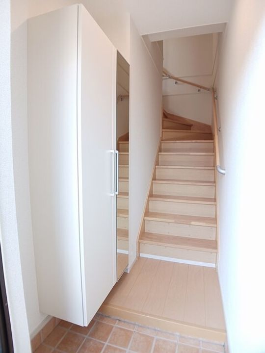 シンプルガーデンBの玄関