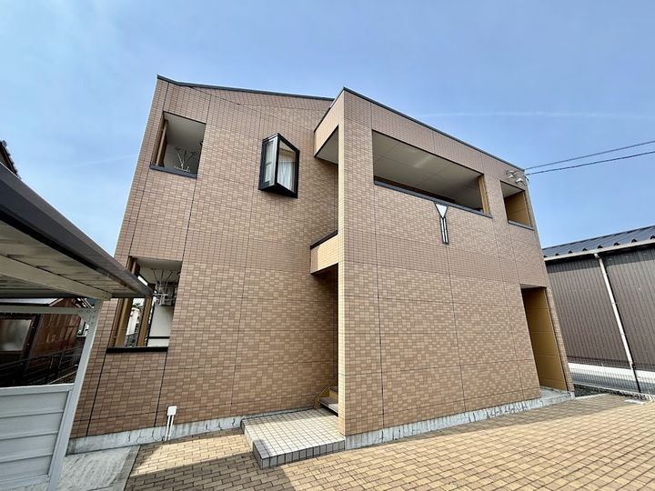 新向陽の外観