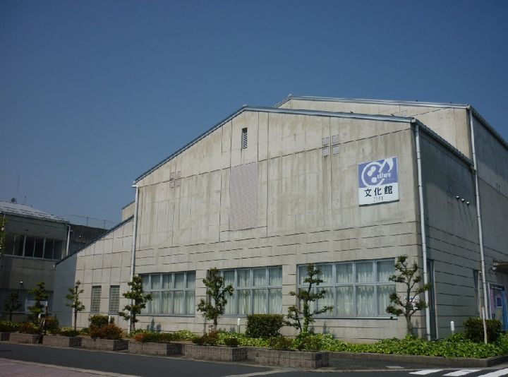 新向陽の周辺