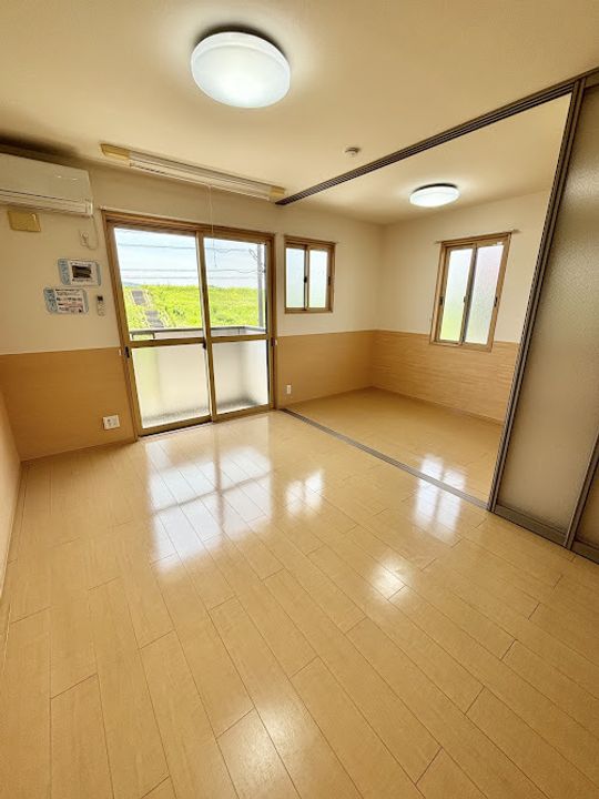 リビングタウン塩冶南の内装