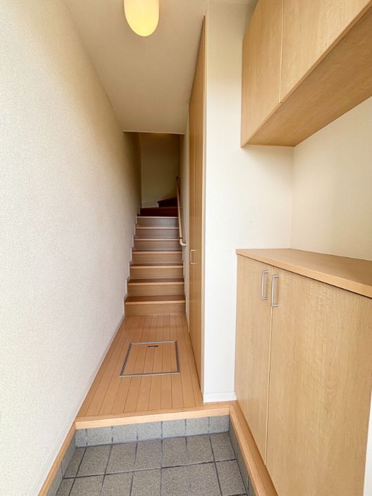シャーメゾン モモ A棟の玄関