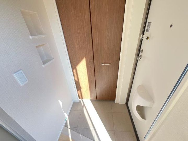 (仮)ユニヴァリィⅡ大塚 A棟の玄関