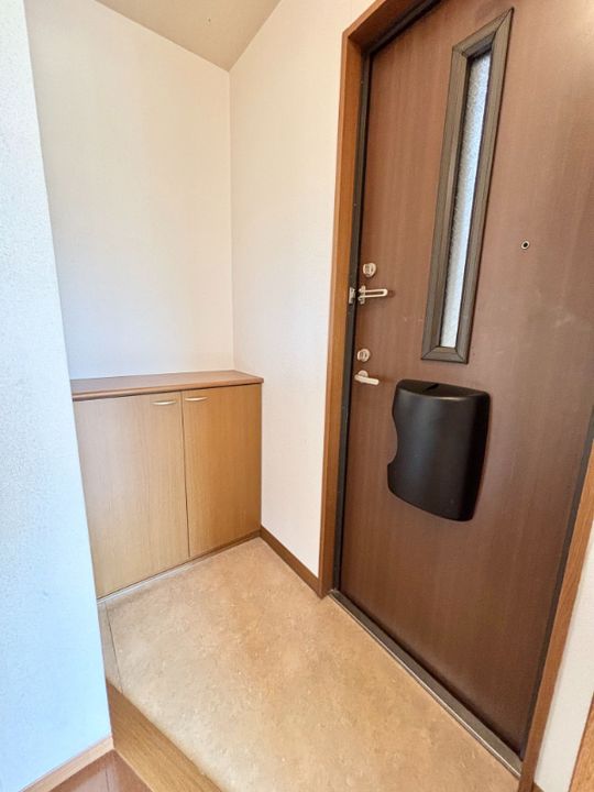 クレールコート A棟の玄関