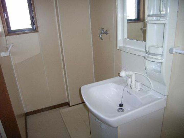 センチュリー21 B棟202のその他画像