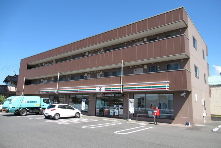レオパレスPARKSIDE108の周辺