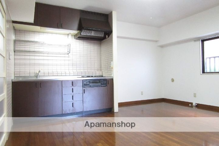 カサ・ローゼ浜乃木PARTⅢの居間