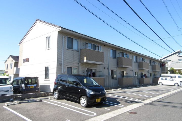 アルカンシェル B棟の外観