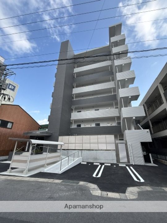 クレストコート松江駅南402の外観