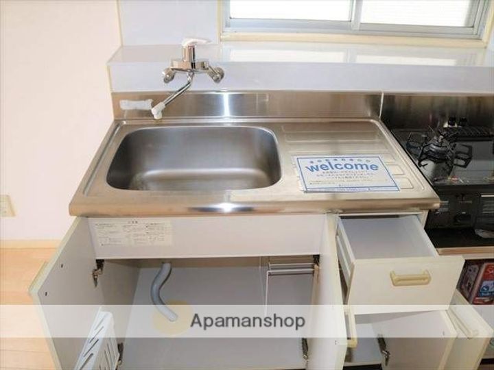 フレール津倉305の内装