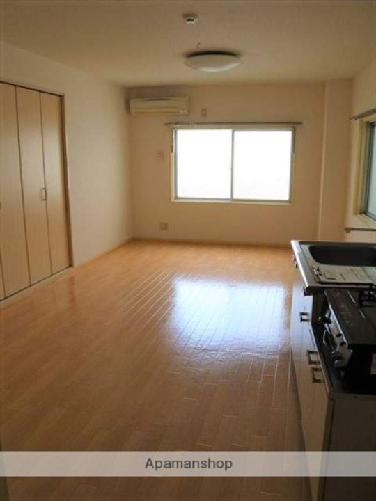 フレール津倉305の内装