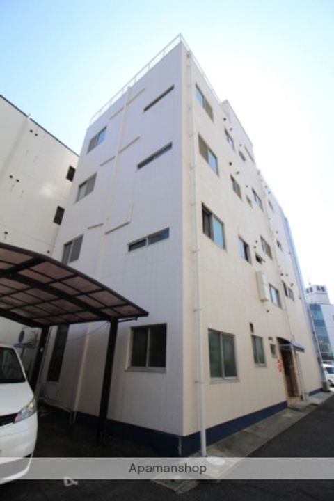 フレール津倉305の外観