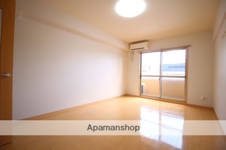 ピアホーム奥田西町102の内装