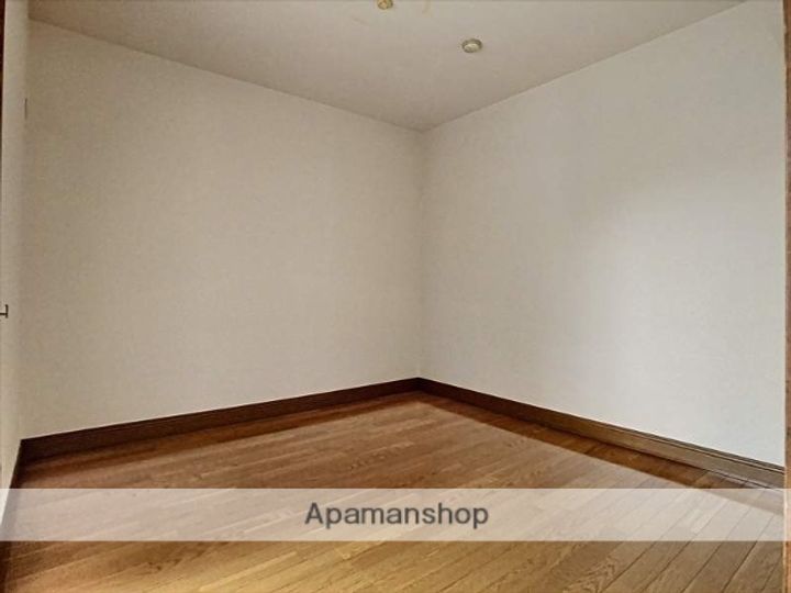 デューク兵団203の内装