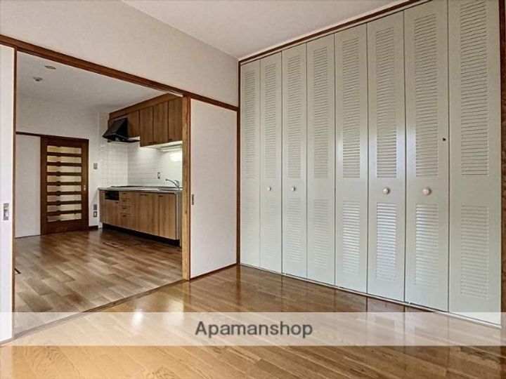 デューク兵団203の内装