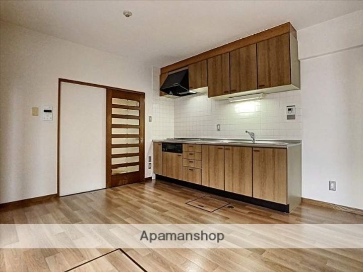 デューク兵団203の内装