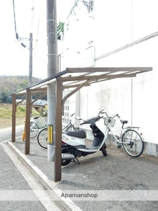 ホワイトメゾンブランセ207の外観