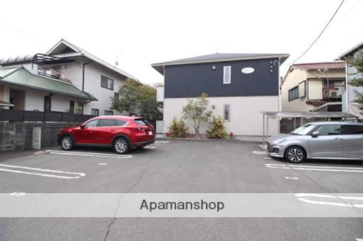 フローラルコートの外観