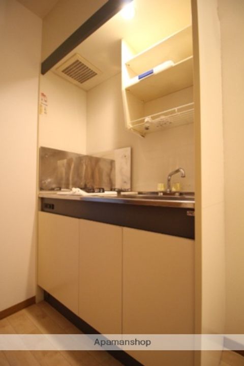 ダンディライオン西市A棟107のキッチン