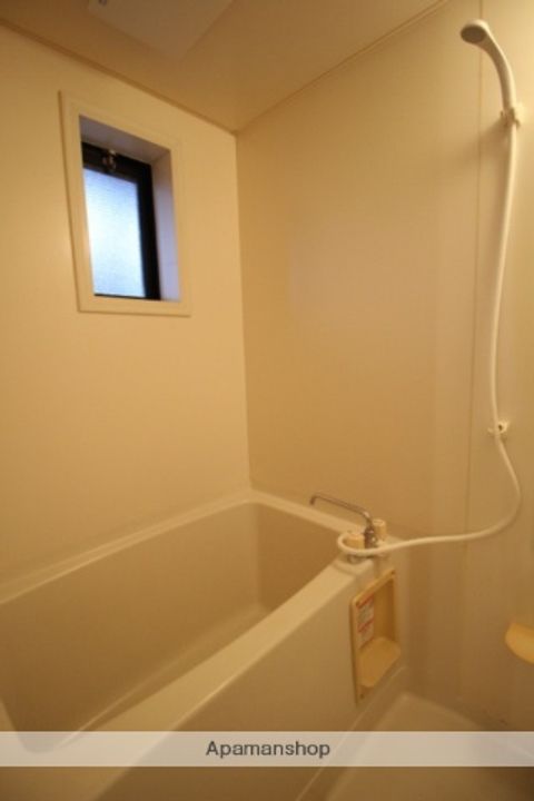 ダンディライオン西市A棟107の風呂