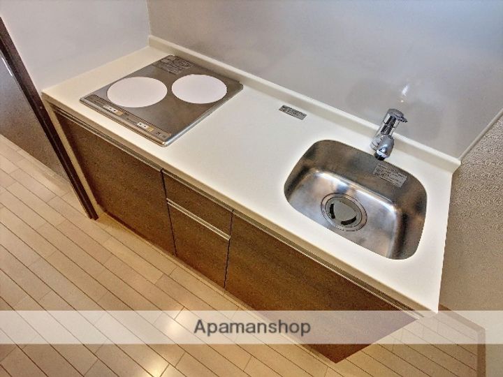 大供Aマンション101の内装