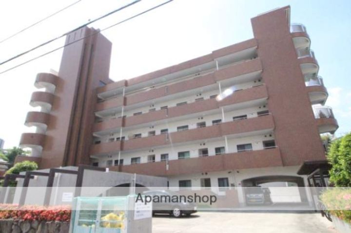 クレストコート門田の外観