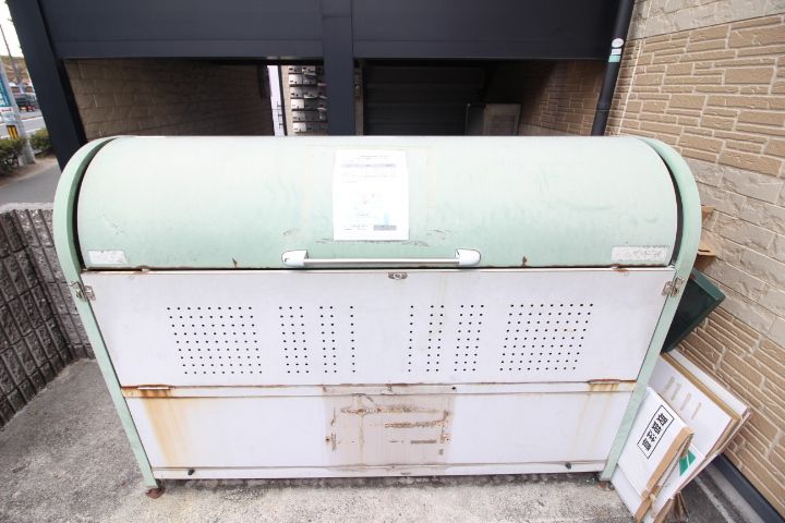 レオパレスプラムフィールドの外観