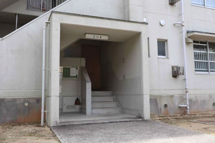 ビレッジハウス備前片上1号棟の外観