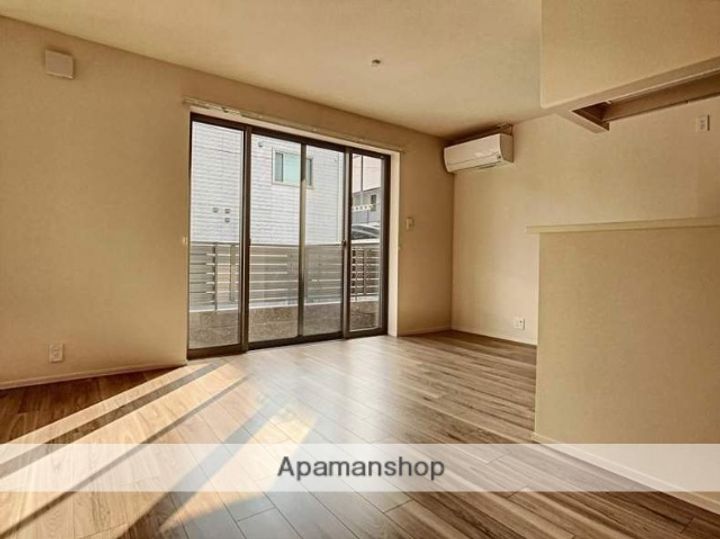 アグレアーブル今101の内装