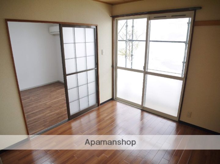 エステートSAKI B棟102の内装