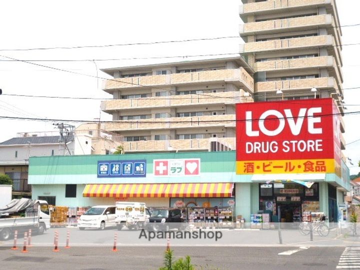 カーサ・アネーロAの周辺