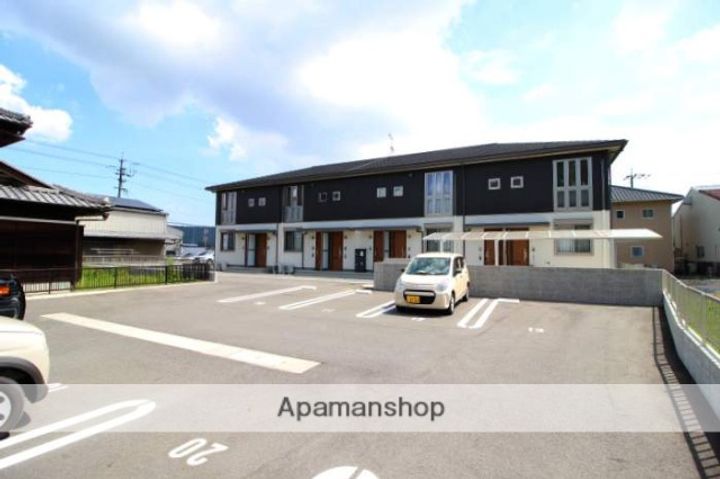 ラ・ヴィータ尾上の外観