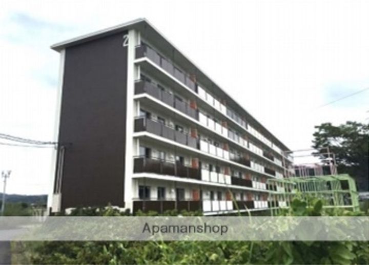 ヴィラナリー国ヶ原 2号棟401の外観